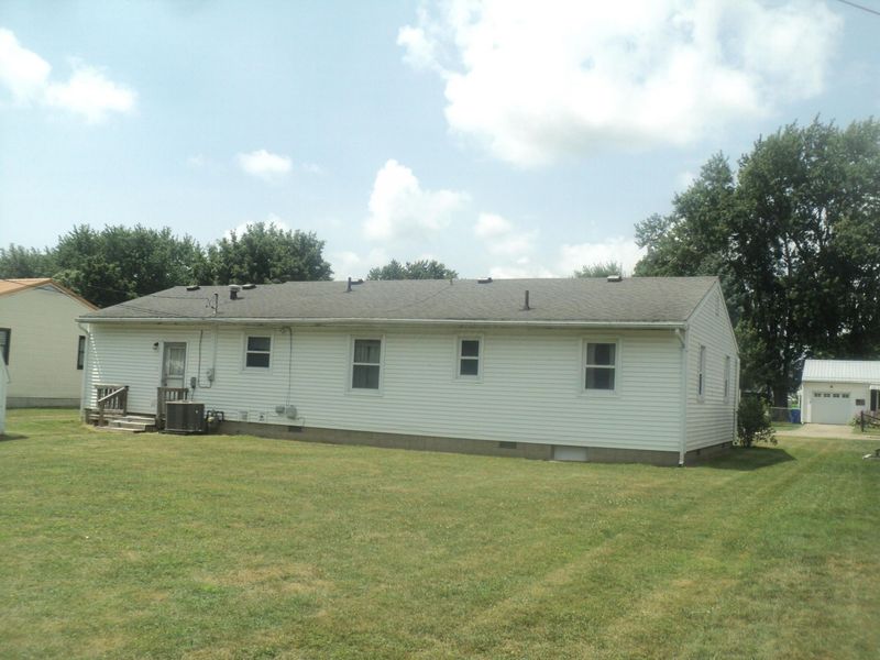 1005 Golfview Drive , Washington Court House, OH 43160 Photo 3