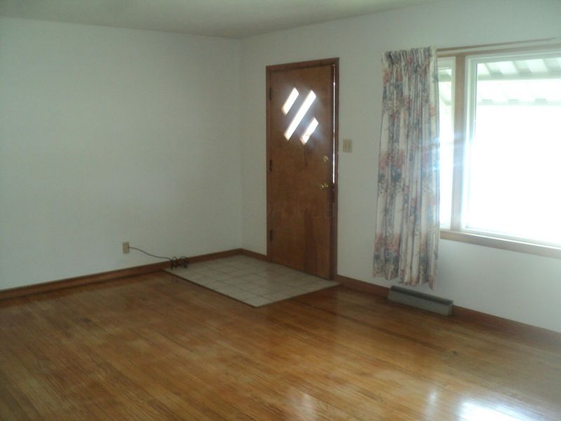 1005 Golfview Drive , Washington Court House, OH 43160 Photo 5