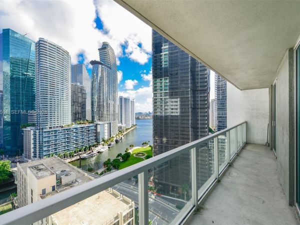 500 Brickell Ave, Unit 2407, Miami, FL 33131