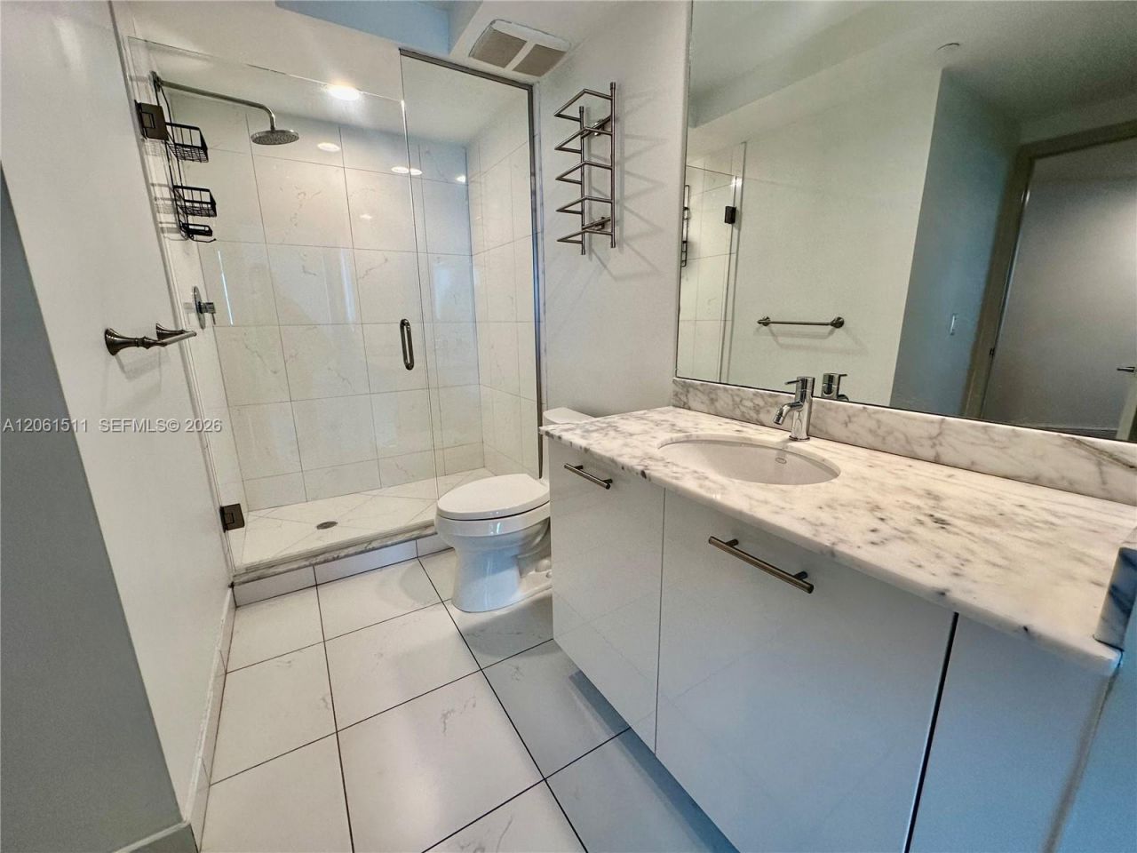 500 Brickell Ave , Unit 2407, Miami, FL 33131 Photo