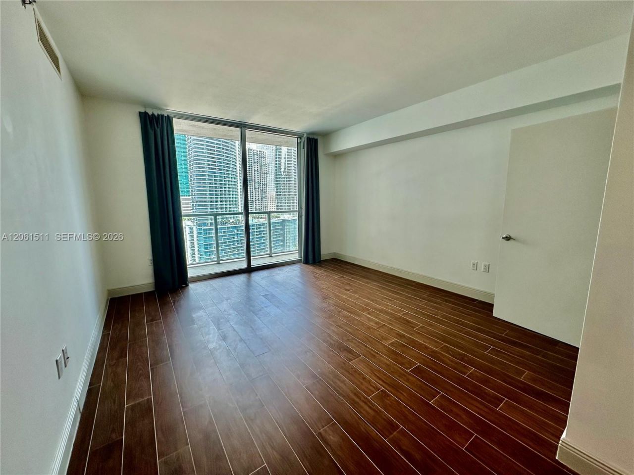 500 Brickell Ave , Unit 2407, Miami, FL 33131 Photo