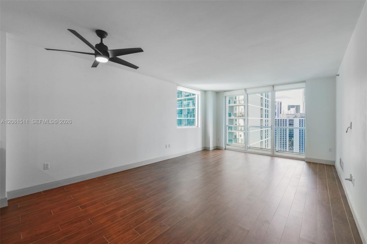 500 Brickell Ave, Unit 2407, Miami, FL 33131 Photo