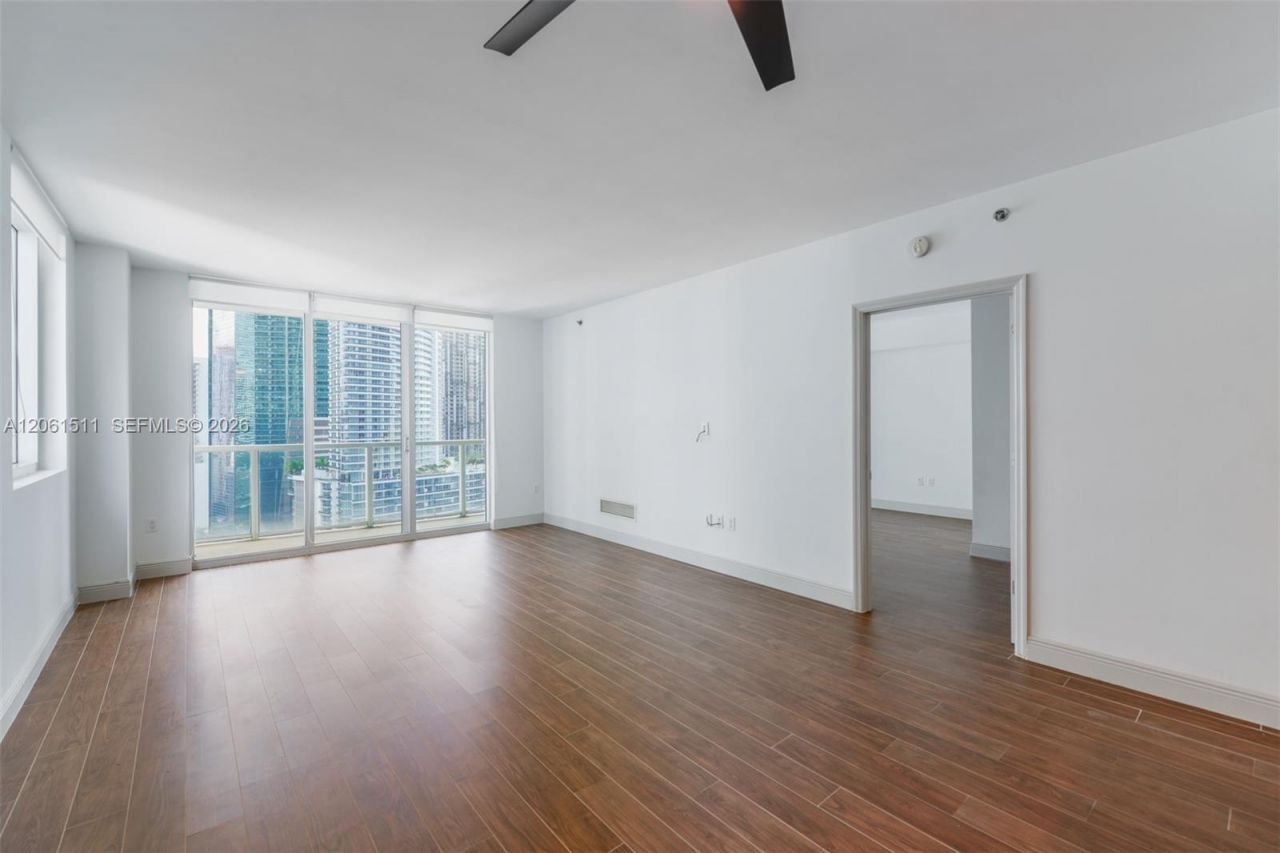 500 Brickell Ave, Unit 2407, Miami, FL 33131 Photo