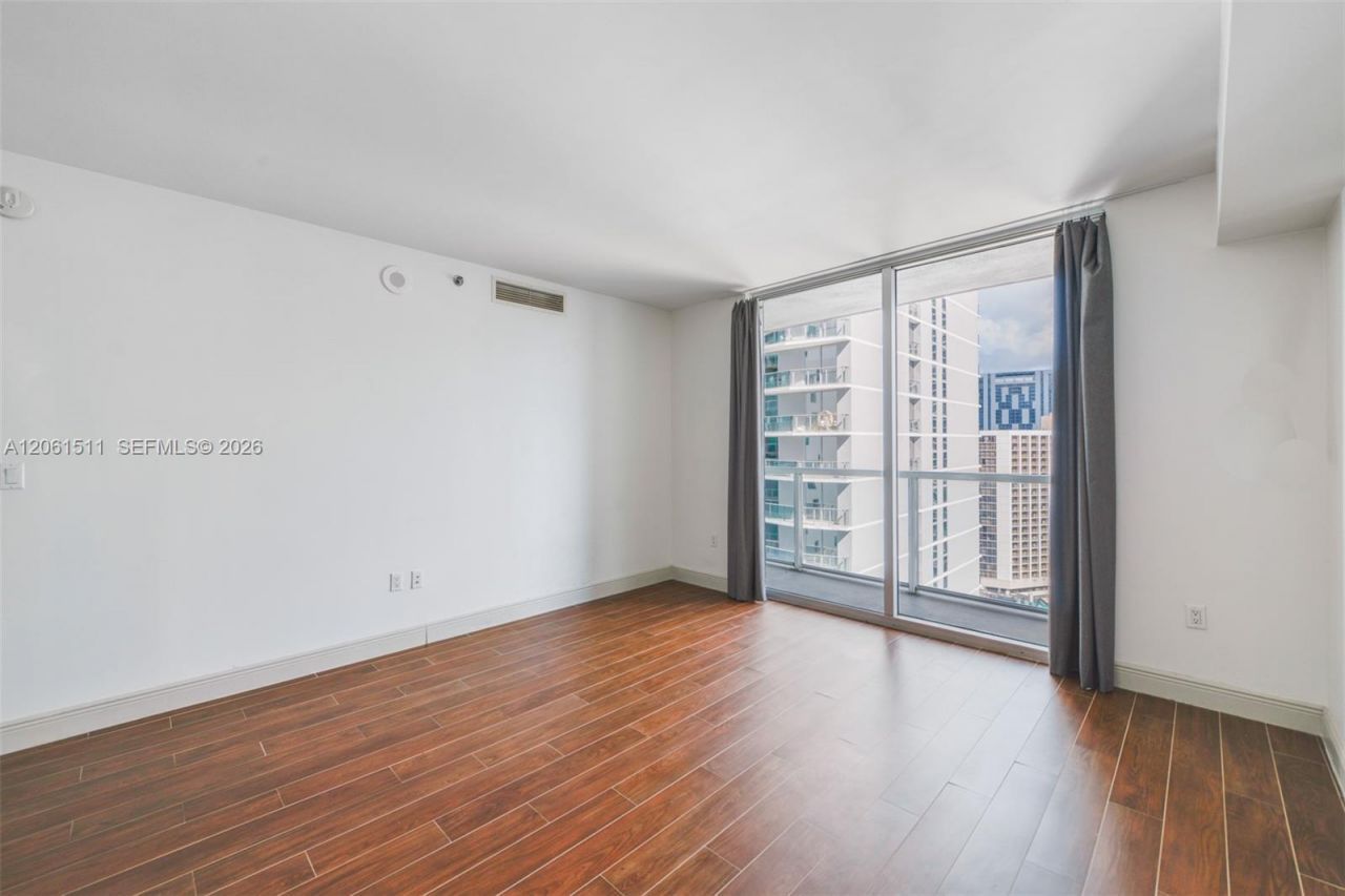 500 Brickell Ave, Unit 2407, Miami, FL 33131 Photo