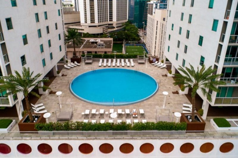 500 Brickell Ave , Unit 2407, Miami, FL 33131 Photo