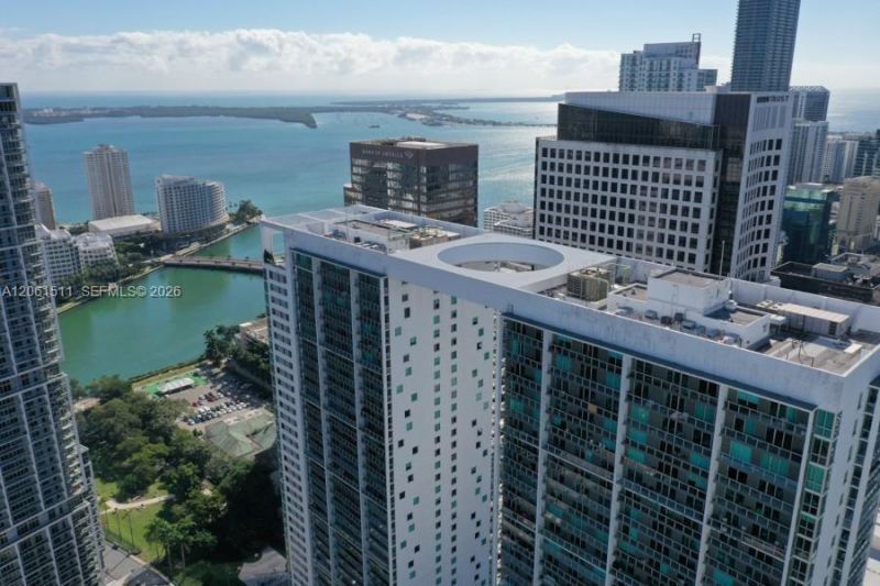 500 Brickell Ave , Unit 2407, Miami, FL 33131 Photo