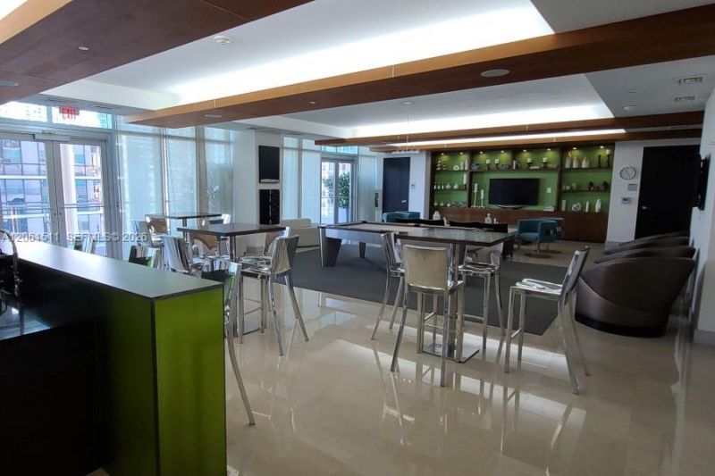 500 Brickell Ave , Unit 2407, Miami, FL 33131 Photo