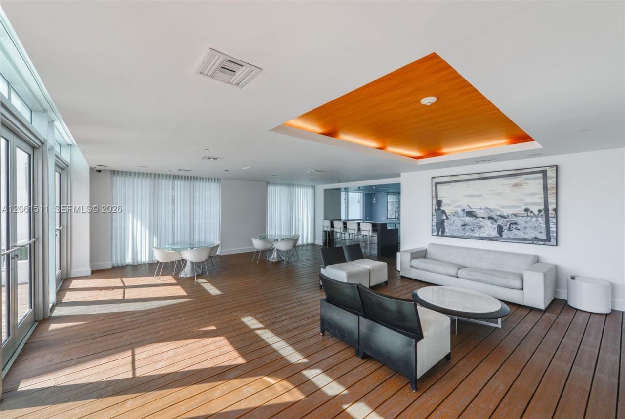 500 Brickell Ave, Unit 2407, Miami, FL 33131 Photo