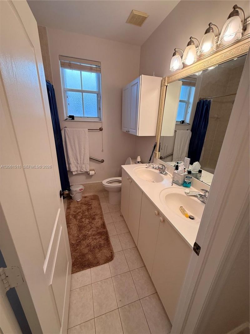 15462 SW 39th St , Miami, FL 33185 Photo