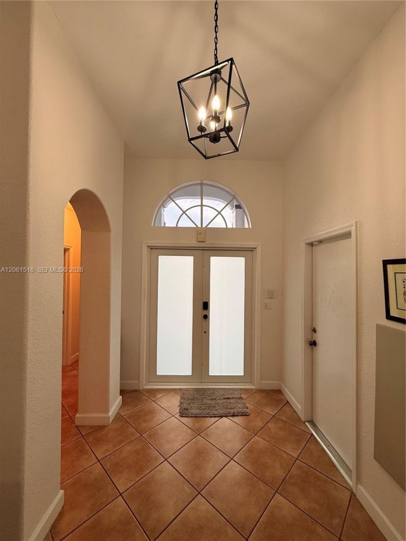 15462 SW 39th St , Miami, FL 33185 Photo