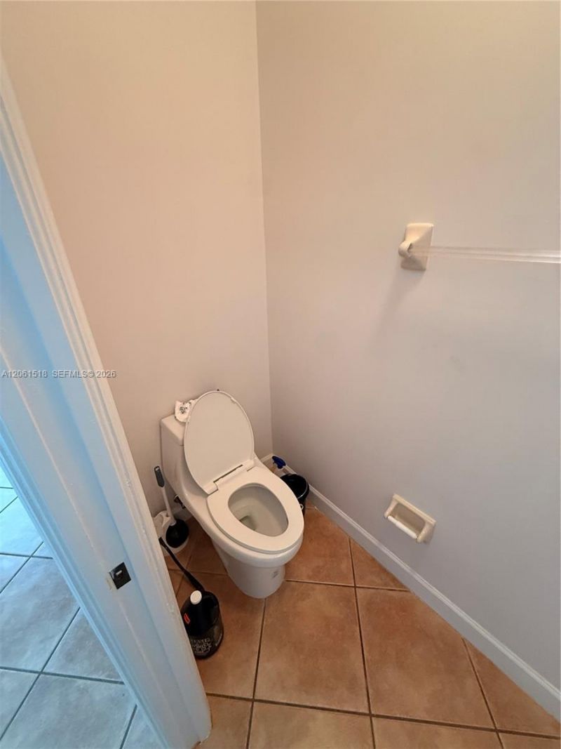 15462 SW 39th St , Miami, FL 33185 Photo