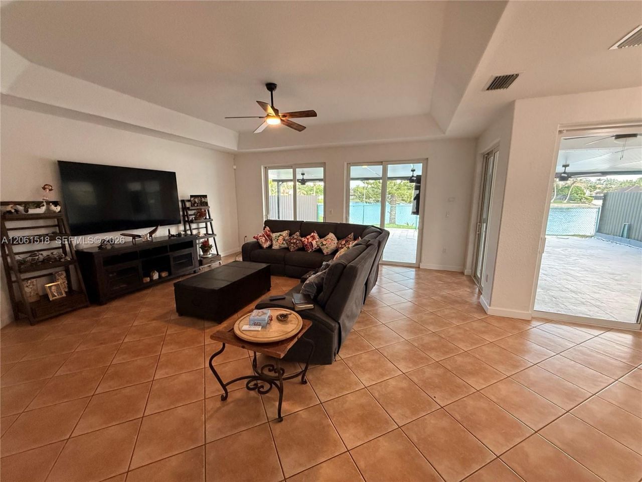 15462 SW 39th St , Miami, FL 33185 Photo