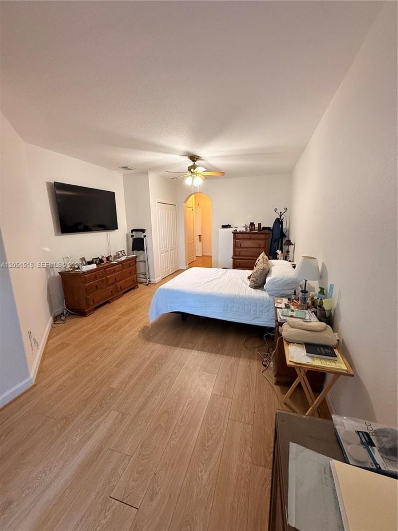 15462 SW 39th St , Miami, FL 33185 Photo