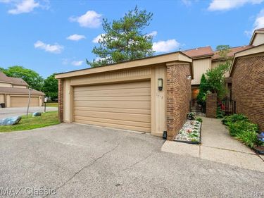 5318 Wright Way S Wright Way S, West Bloomfield Township, Mi 48322