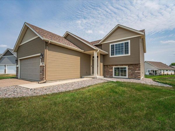 180 Tuttle Dr, Hastings, MN 55033