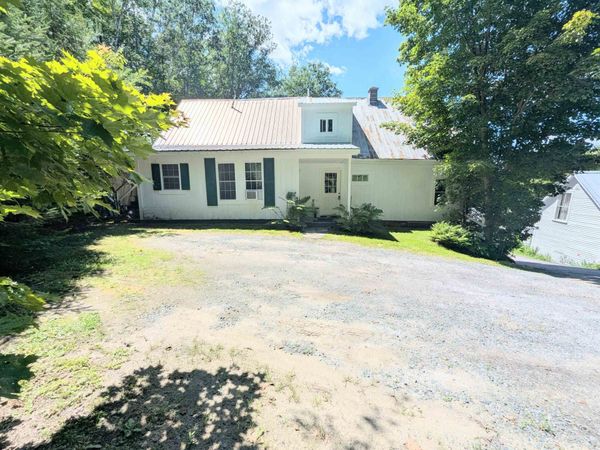 60 James Street, St. Johnsbury, VT 05819