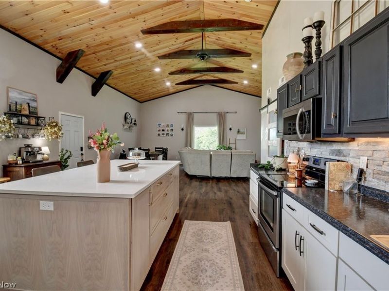 7290 Crane Road SW, Sherrodsville, OH 44675 Photo 5