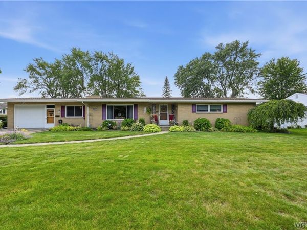 246 East Avenue , Batavia, NY 14020