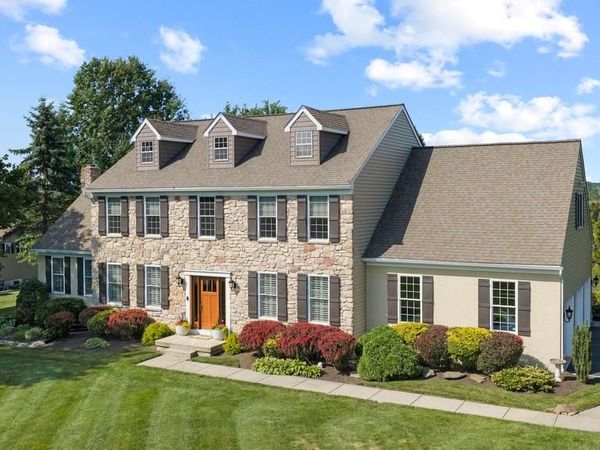 3821 FOUNTAIN CIRCLE, FOUNTAINVILLE, PA 18923