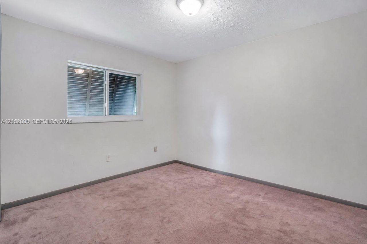 9110 SW 200 St, Cutler Bay, FL 33157 Photo