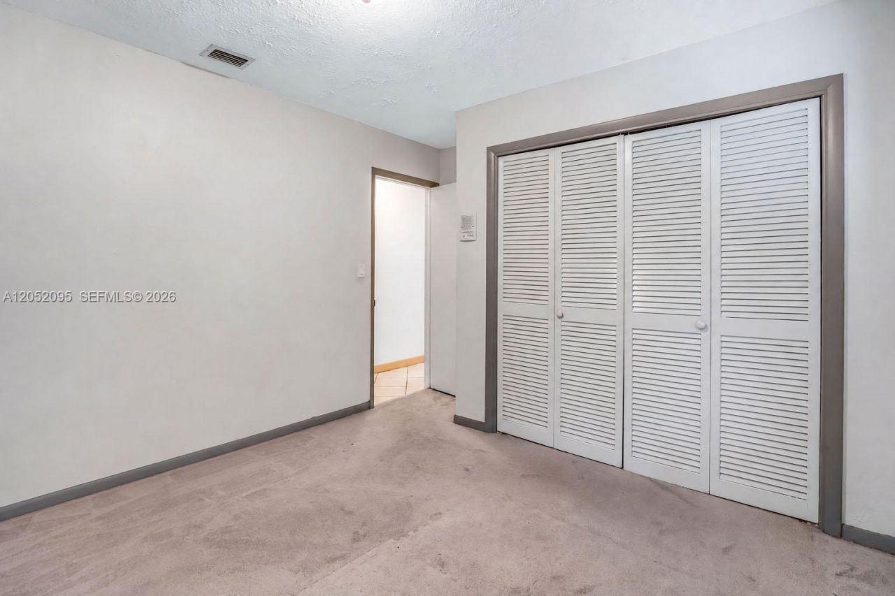 9110 SW 200 St, Cutler Bay, FL 33157 Photo