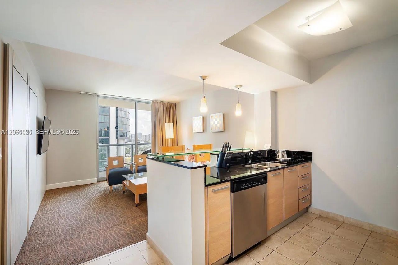 18683 Collins Ave, Unit 2006, Sunny Isles Beach, FL 33160 Photo