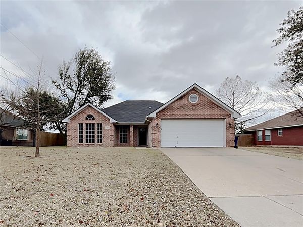 551 Rand Drive, Burleson, TX 76028