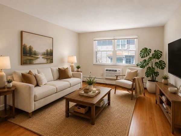 31 Pond St, Unit 22, Waltham, MA 02451