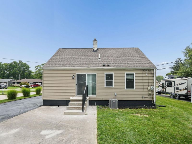 196 Maple Drive, Columbus, OH 43228 Photo 26