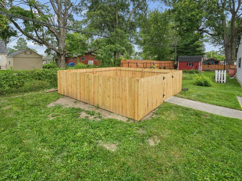 196 Maple Drive, Columbus, OH 43228 Photo 30