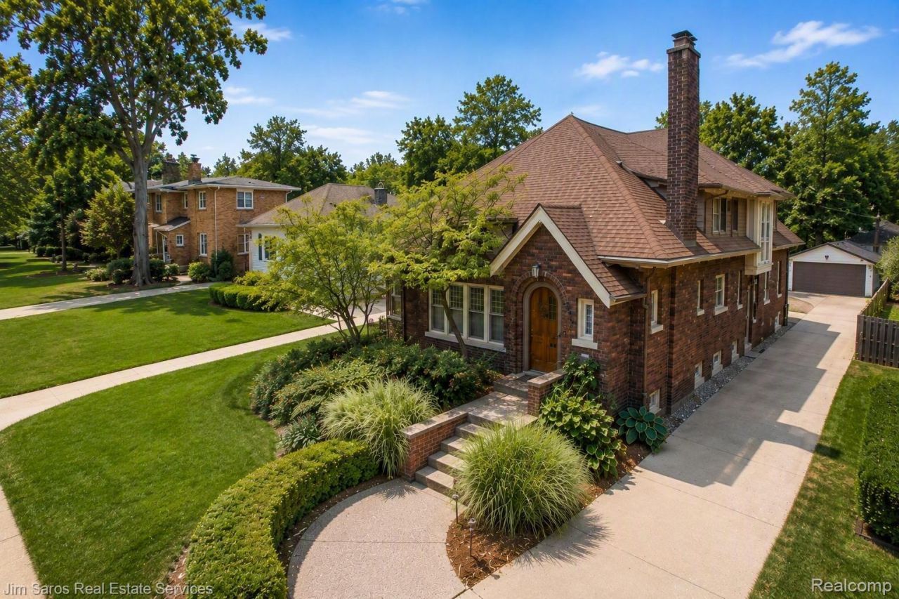 637 Washington Road, Grosse Pointe, Mi 48230 Main Photo