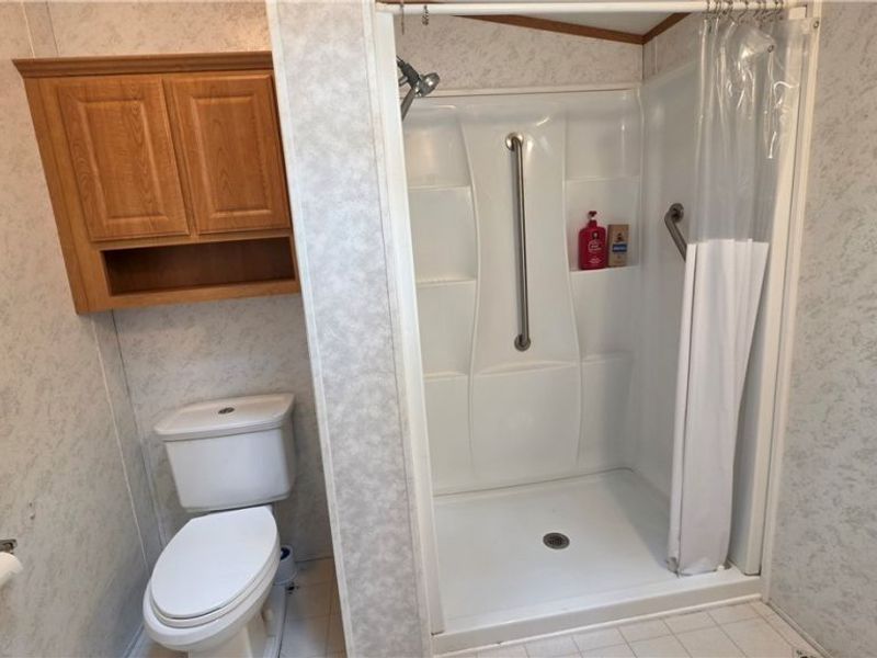 100 Maplegrove Lane, Mentor, OH 44060 Photo 16
