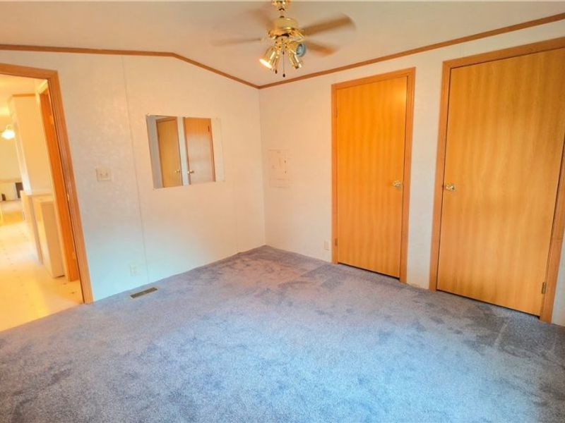 100 Maplegrove Lane, Mentor, OH 44060 Photo 9