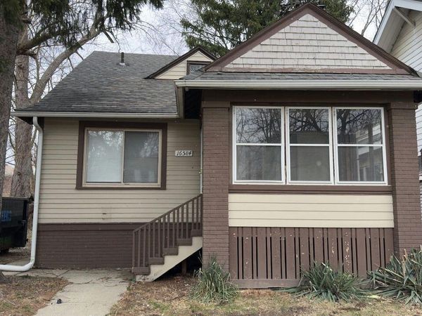 16584 Blackstone Street, Detroit, MI 48219