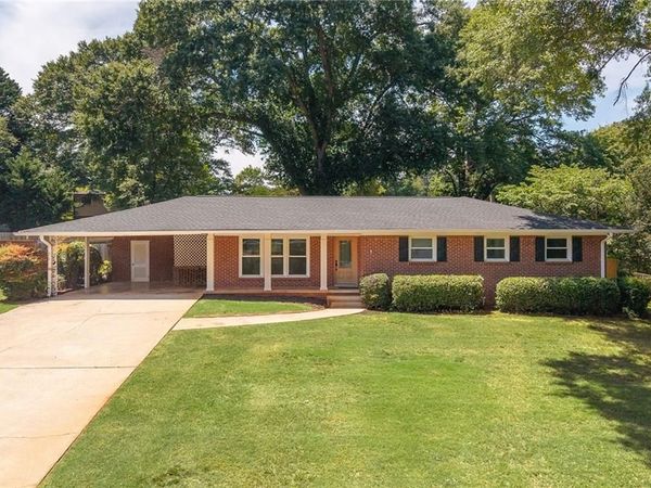 1089 Chatsworth Drive , Avondale Estates, GA 30002
