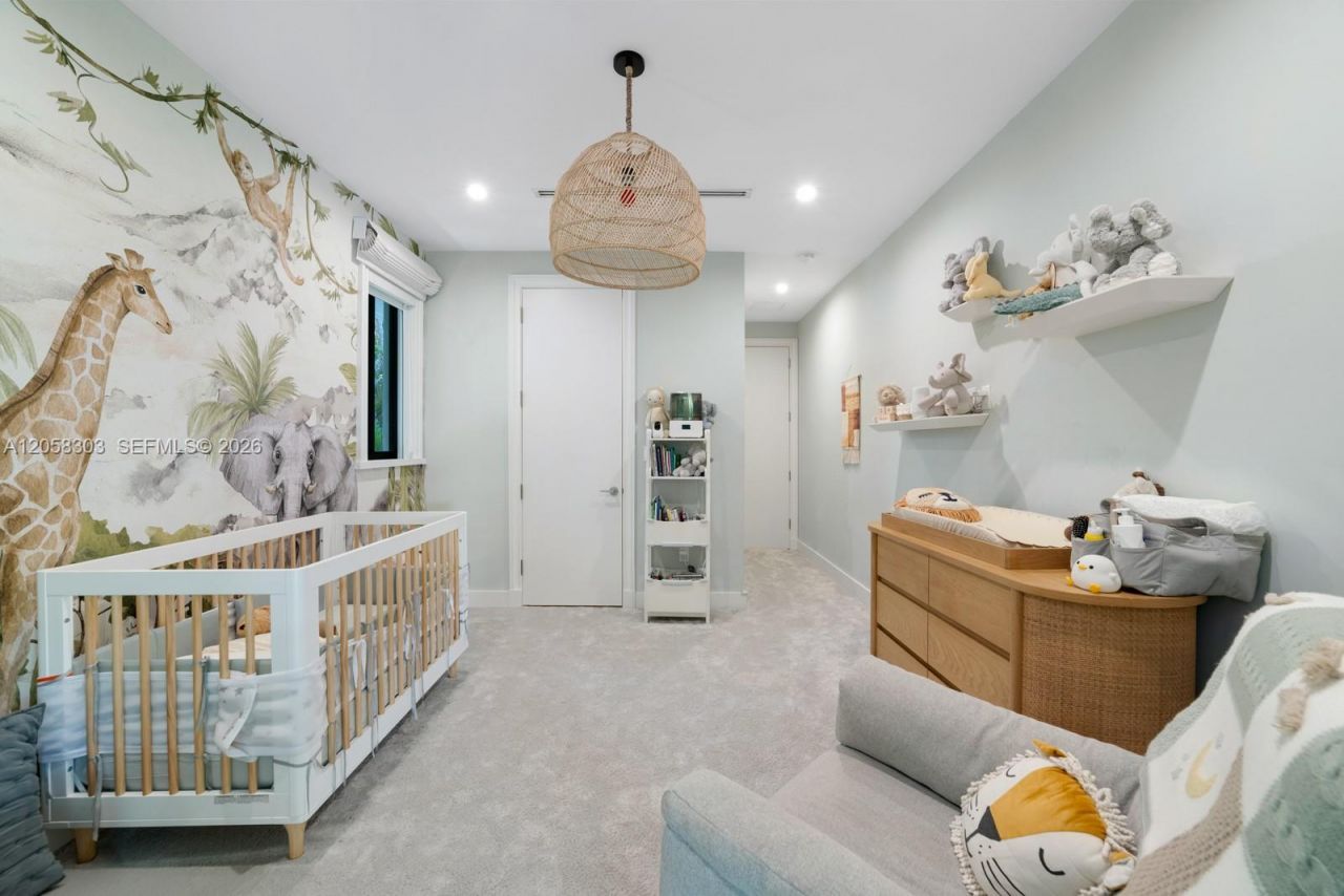 3630 Avocado Ave, Miami, FL 33133 Photo