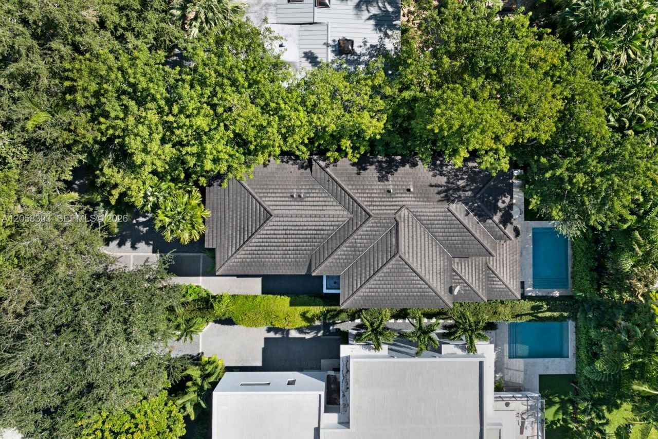 3630 Avocado Ave, Miami, FL 33133 Photo