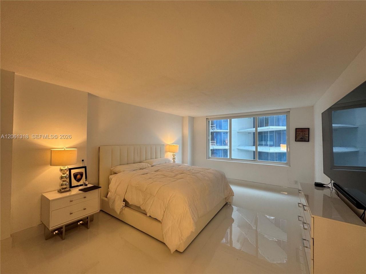 5401 Collins Ave , Unit 334, Miami Beach, FL 33140 Photo