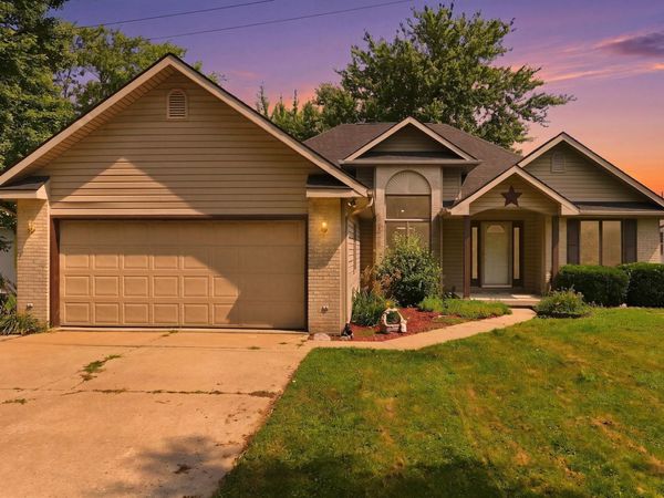 2988 N Knoll Drive, Macy, IN 46951