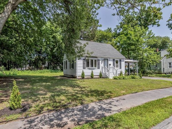 16 Beaconsfield Street, Lawrence, MA 01843