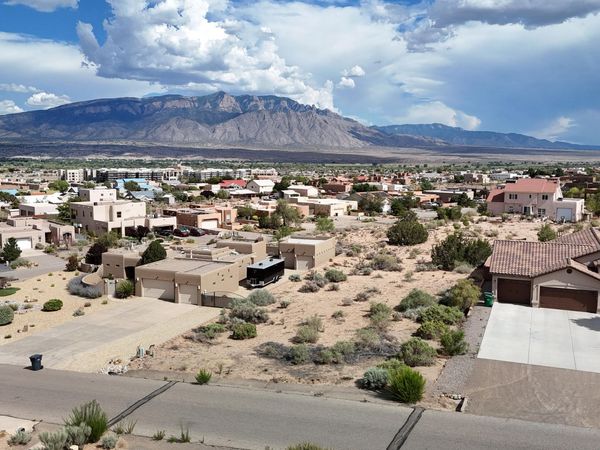6908 Nagoya Road NE, Rio Rancho, NM 87144