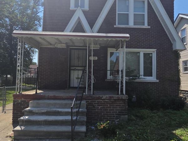 15757 Pinehurst Street, Detroit, MI 48238