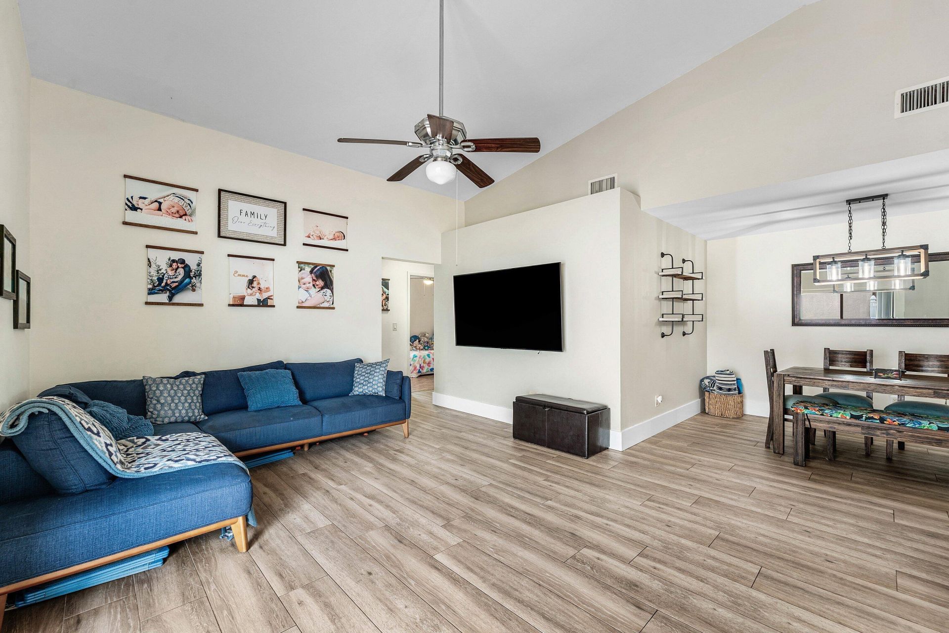 28 Paxford Lane, Boynton Beach, FL 33426 Photo