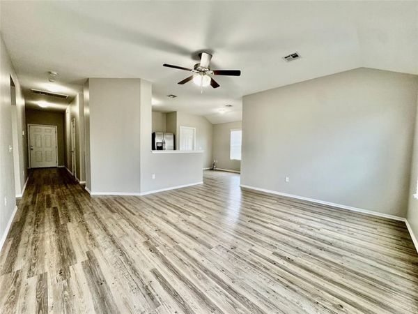 1895 Bartlett Drive, Newcastle, OK 73065