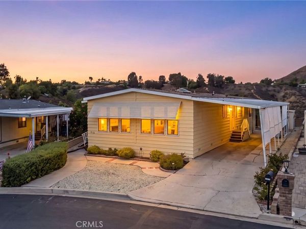 28610 Via Arboleda, Murrieta, CA 92563