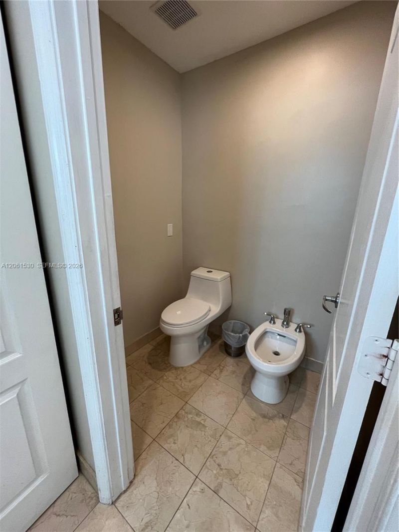 1029 SW 10th Ave , Miami, FL 33130 Photo