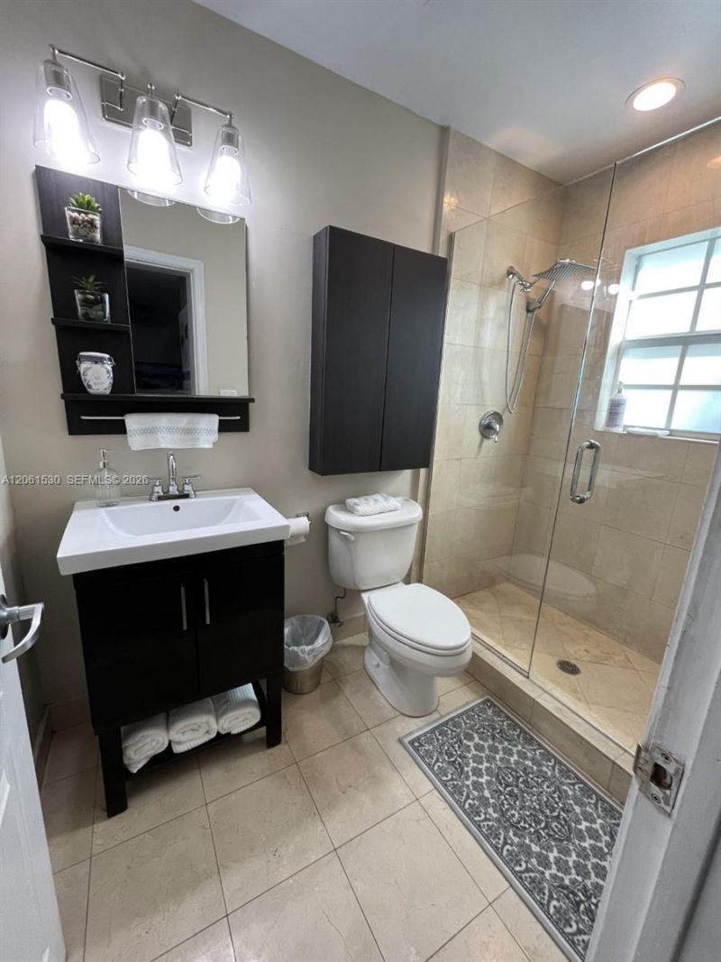 1029 SW 10th Ave , Miami, FL 33130 Photo