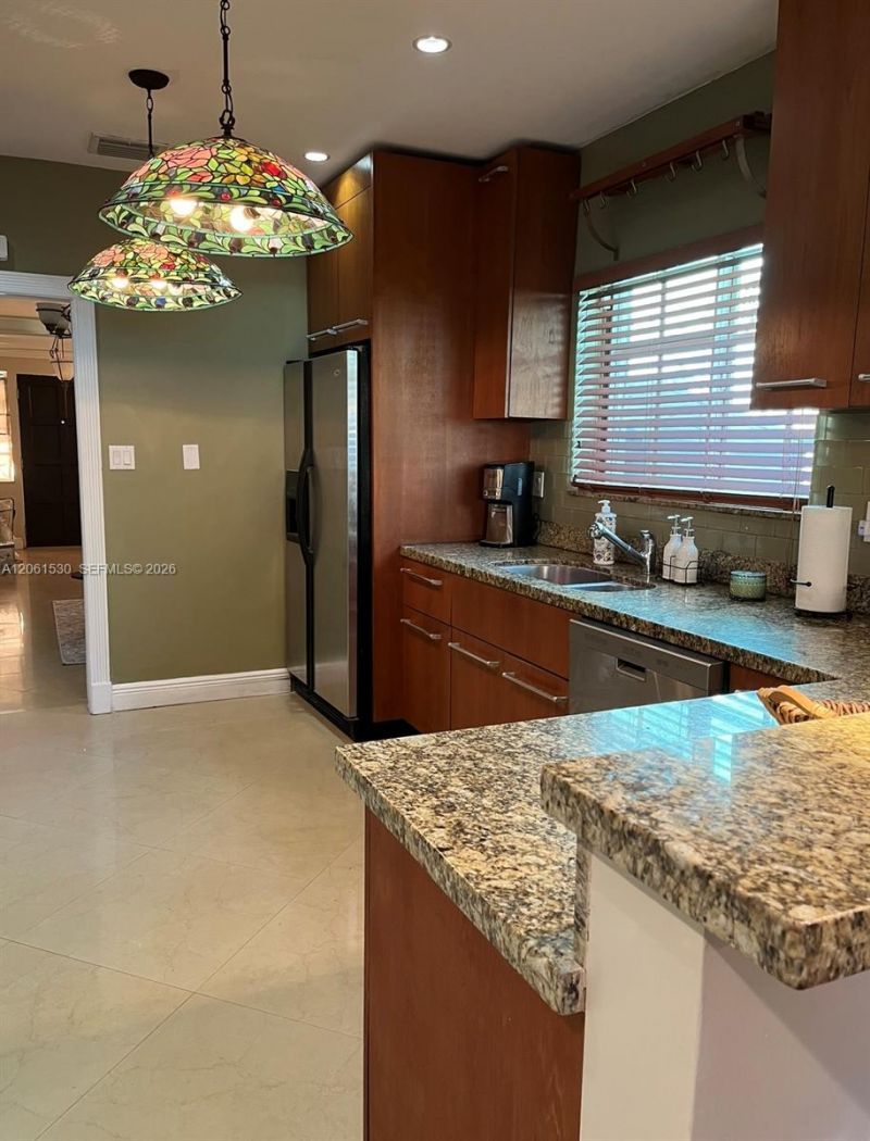 1029 SW 10th Ave , Miami, FL 33130 Photo