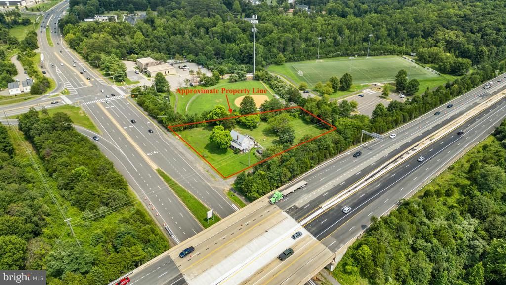 12115 Braddock, Fairfax, VA 22030 Main Photo