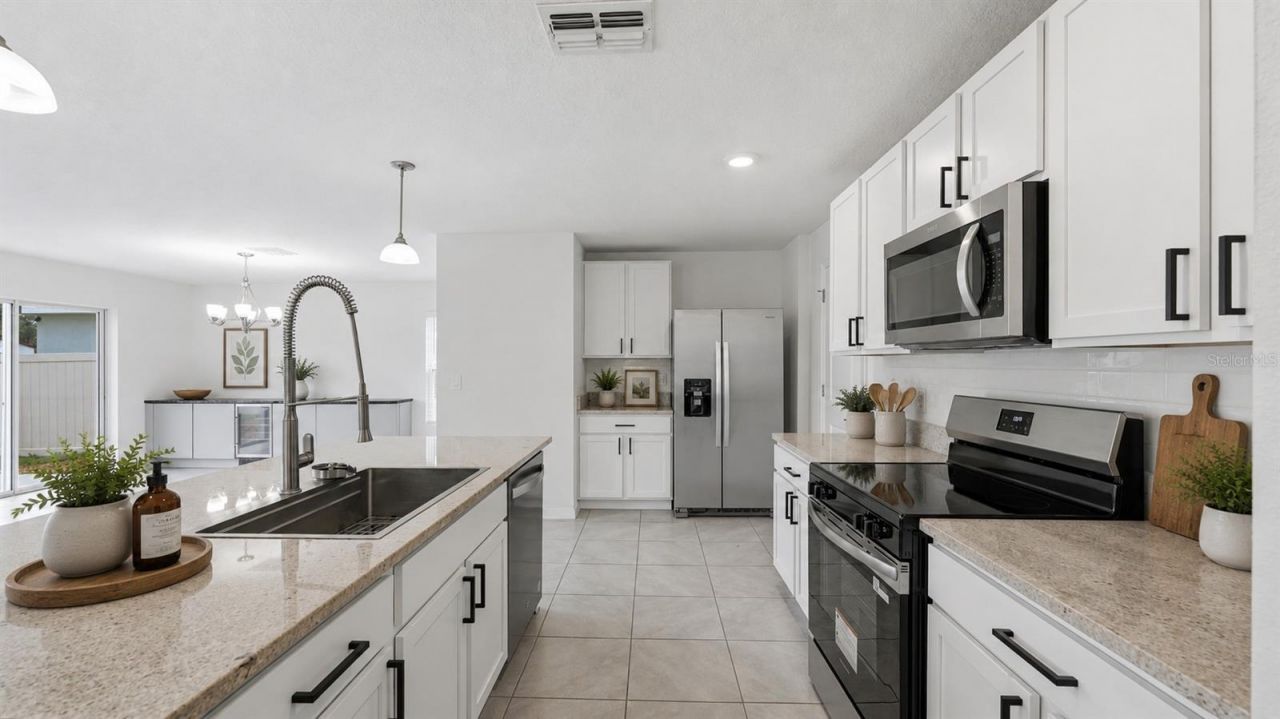 3015 Great Abaco Way, Bradenton, FL 34208 Photo